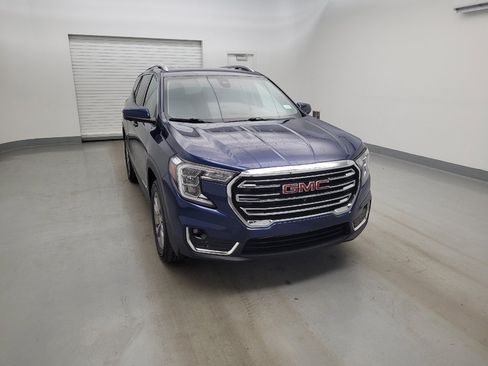 Used 2022 GMC Terrain SLT w/ Infotainment Package II AWD/4WD image 14