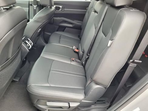 New 2026 Kia Sorento S w/ S Panoramic Sunroof Package FWD image 12