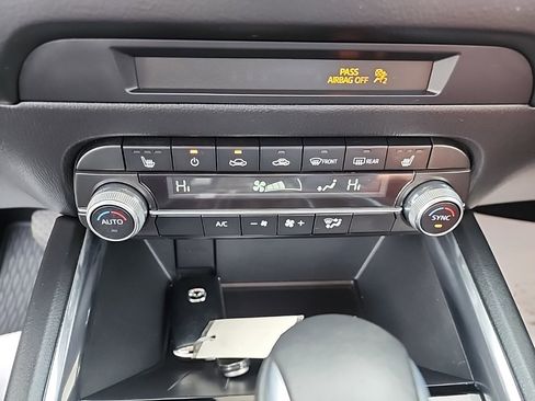 Certified 2022 MAZDA CX-5 Carbon Edition image 21