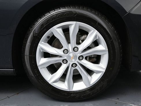 Used 2023 Chevrolet Malibu LT image 14