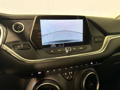 Used 2022 Chevrolet Blazer LT image 16