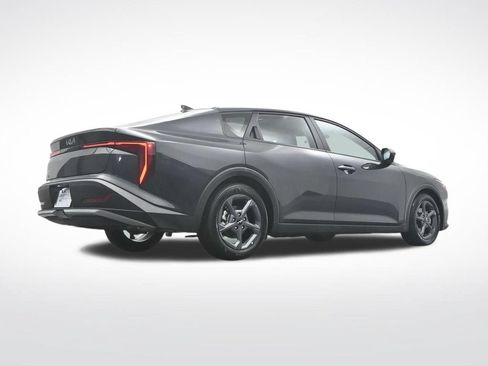 Used 2025 Kia K4 FWD image 44