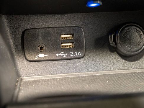 Used 2024 Subaru Forester Limited image 16