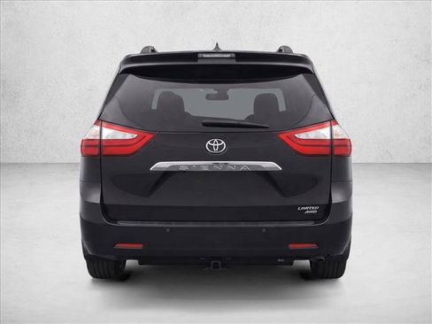 Used 2013 Toyota Sienna Limited w/ Premium Pkg AWD/4WD image 6