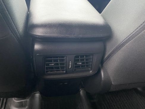 Used 2022 Toyota RAV4 XLE image 35