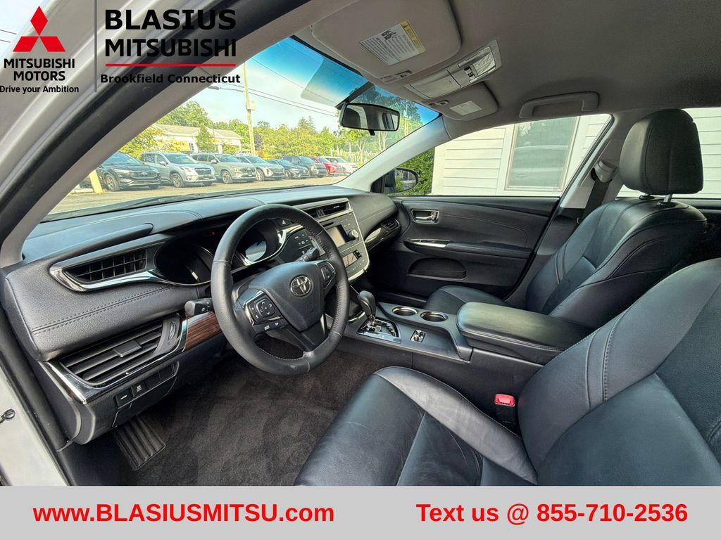 Used 2013 Toyota Avalon XLE FWD image 18