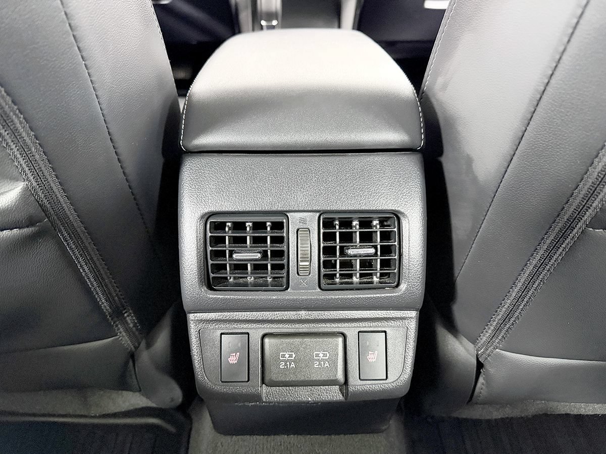 Used 2019 Subaru Outback 3.6R Limited AWD/4WD image 54