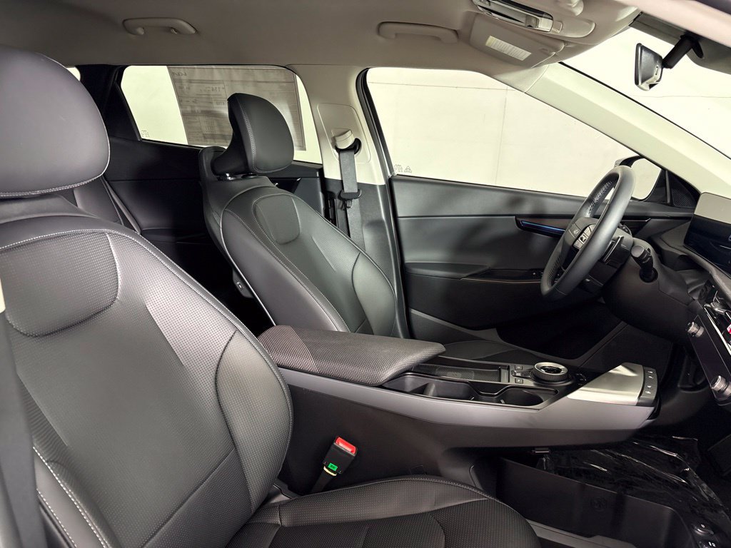 New 2026 Kia EV6 Wind RWD image 17