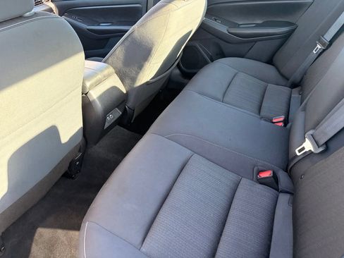 Certified 2024 Nissan Altima 2.5 SV w/ SV Premium Package FWD image 16