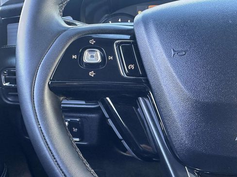 Used 2022 Lincoln Corsair AWD w/ Equipment Group 101A image 32