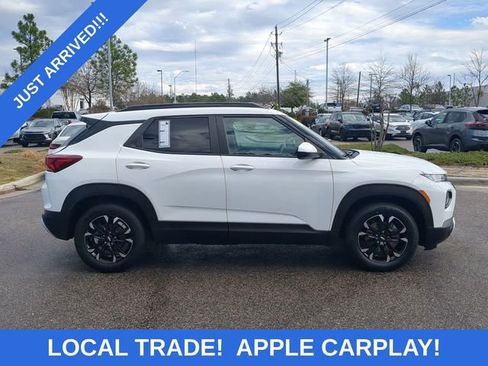 Used 2023 Chevrolet TrailBlazer LT w/ Driver Confidence Package image 3