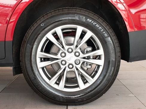 Certified 2023 Cadillac XT5 Premium Luxury w/ LPO, Floor Liner Package AWD/4WD image 9