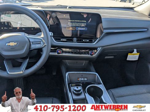 New 2026 Chevrolet Equinox LT w/ Convenience Package II image 15