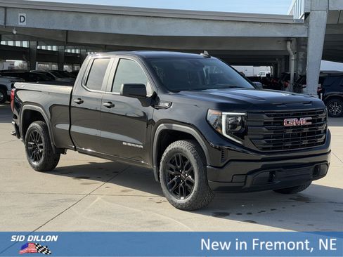 New 2026 GMC Sierra 1500 Pro w/ Graphite Edition AWD/4WD image 2