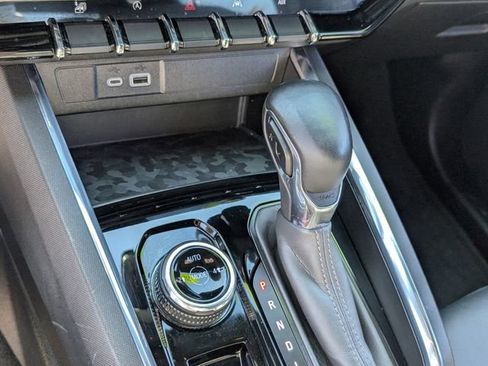 Used 2023 GMC Canyon Elevation w/ Elevation Premium Package image 23