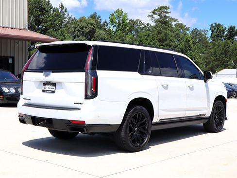 Used 2021 Cadillac Escalade ESV Sport Platinum w/ LPO, ONYX Package AWD/4WD image 9