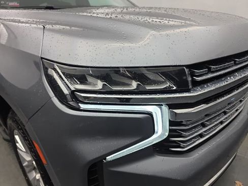 Used 2021 Chevrolet Tahoe Premier w/ Premium Package image 13