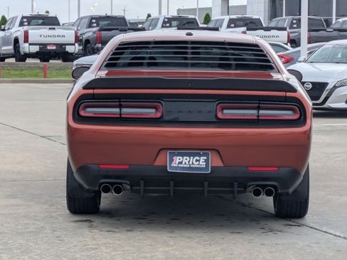 Used 2023 Dodge Challenger SXT w/ Blacktop Package image 6