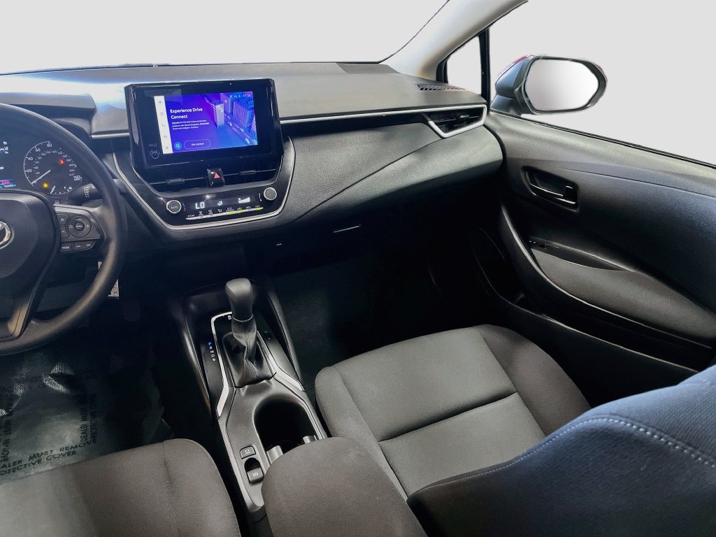 Used 2025 Toyota Corolla LE FWD image 22
