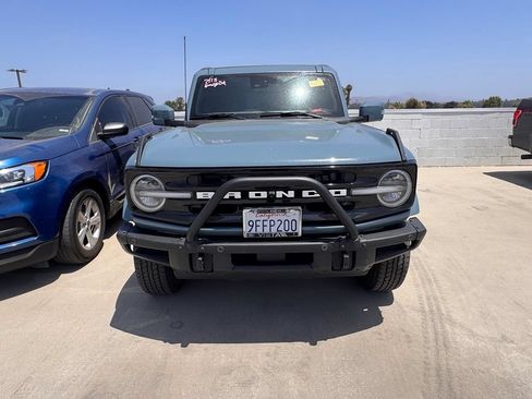 Used 2023 Ford Bronco Outer Banks AWD/4WD image 2