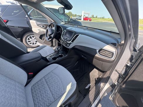 Used 2024 Chevrolet Equinox LS w/ Sport Edition FWD image 17