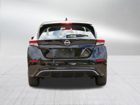 Certified 2023 Nissan Leaf SV Plus FWD image 6
