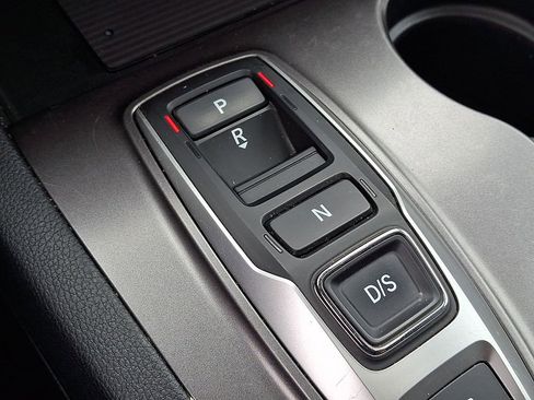 Used 2023 Honda Passport EX-L image 16