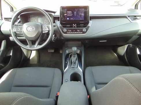 Used 2024 Toyota Corolla LE FWD image 22