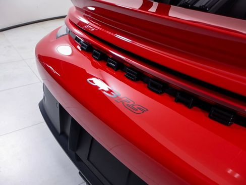 Certified 2025 Porsche 911 GT3 RS RWD image 40