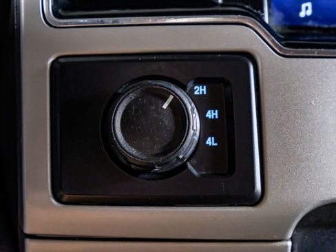 Used 2022 Ford F350 Lariat w/ Lariat Ultimate Package image 25