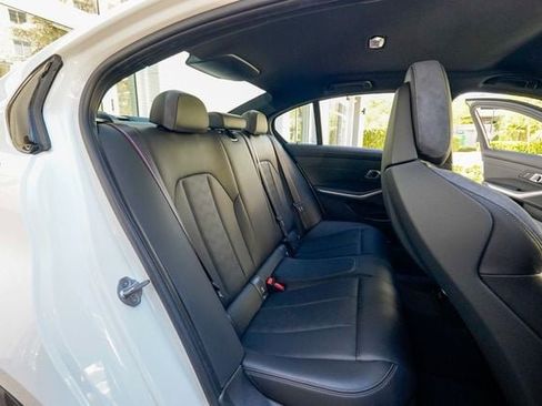 Used 2025 BMW M3 Competition image 95