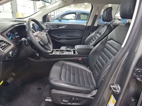 Used 2023 Ford Edge SEL w/ Convenience Package image 5