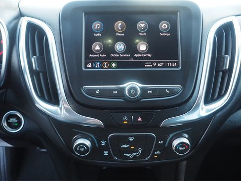 Used 2022 Chevrolet Equinox LT image 12