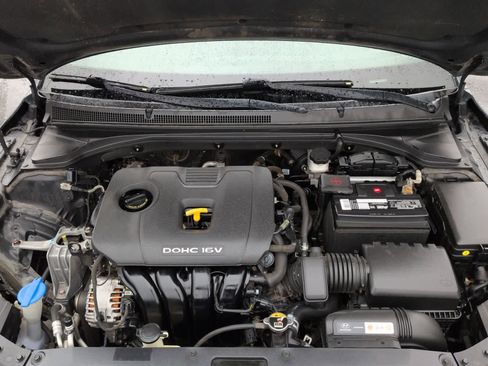 Used 2019 Hyundai Veloster 2.0 image 15