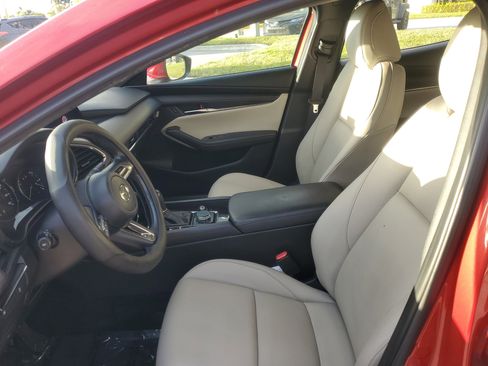 Used 2023 MAZDA MAZDA3 s image 14