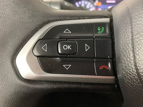 Used 2024 Jeep Compass Latitude AWD/4WD image 18