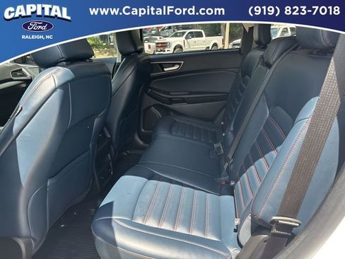 Certified 2023 Ford Edge SEL w/ Sport Appearance Package image 16