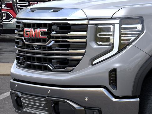 New 2026 GMC Sierra 1500 SLT w/ SLT Premium Package AWD/4WD image 15