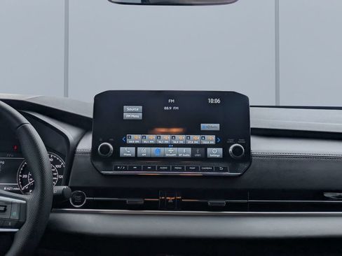 Used 2024 Mitsubishi Outlander SE FWD image 19