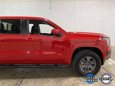 Used 2025 Nissan Frontier SV image 84