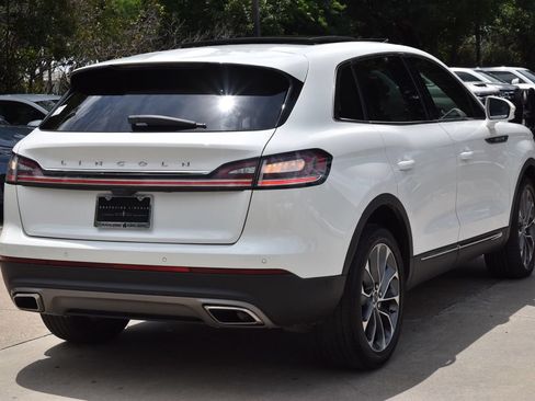 Used 2023 Lincoln Nautilus Reserve w/ Equipment Group 201A AWD/4WD image 8
