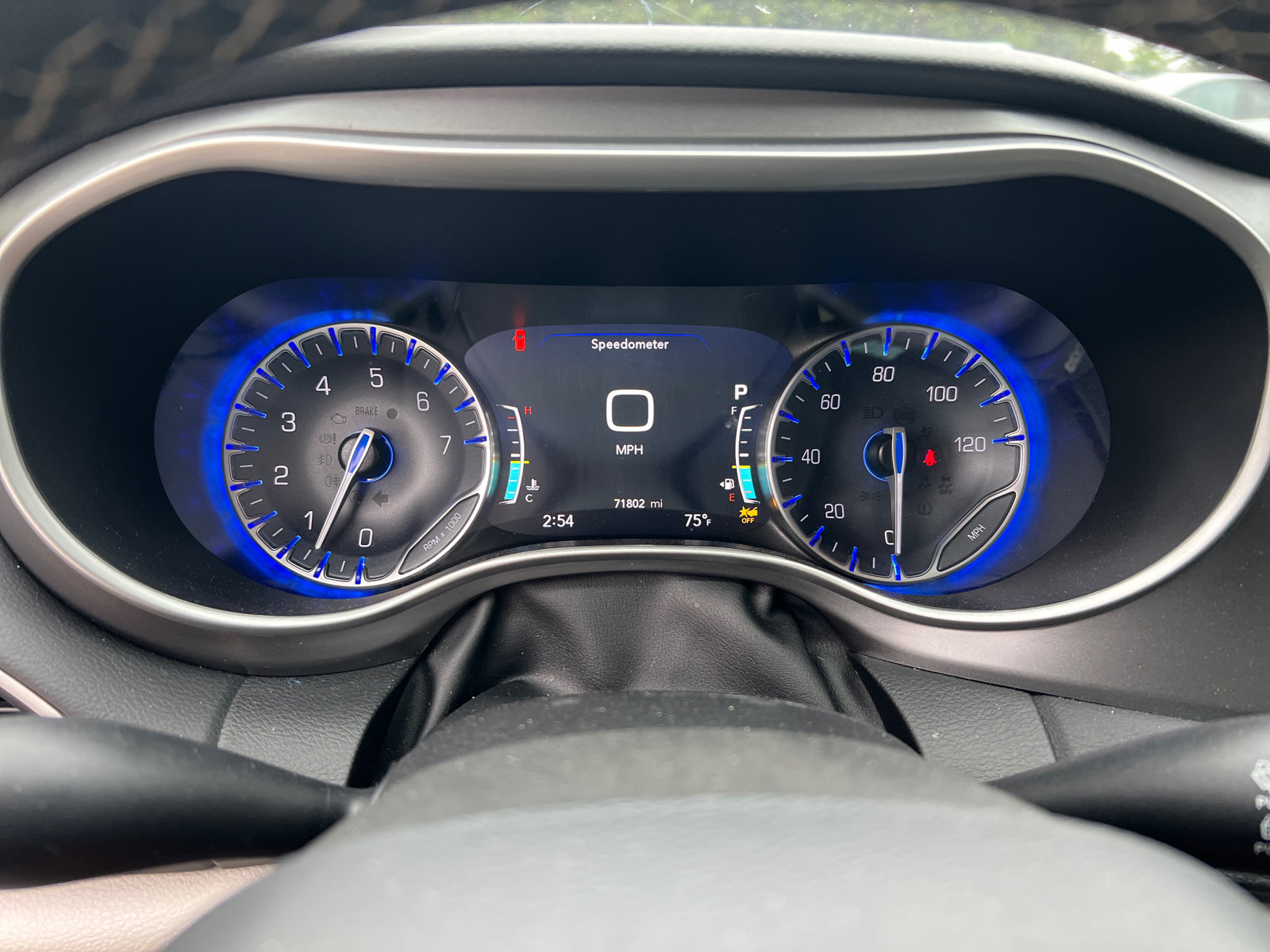 Used 2024 Chrysler Pacifica Touring-L FWD image 33