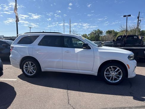 Used 2023 Dodge Durango GT AWD/4WD image 9