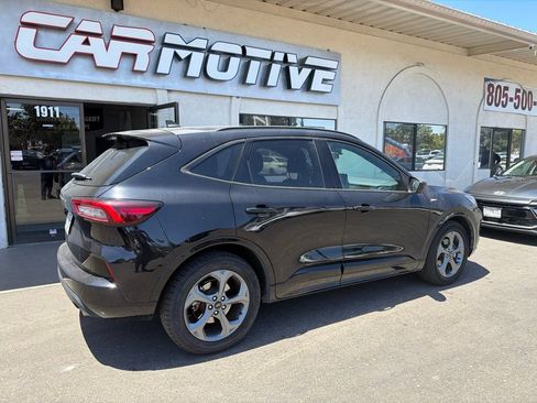 Used 2024 Ford Escape ST-Line FWD image 2