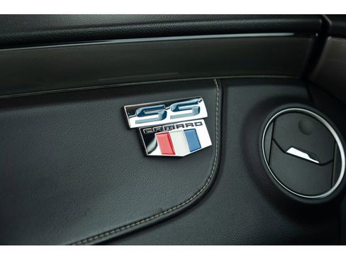 Used 2014 Chevrolet Camaro SS w/ RS Package RWD image 33
