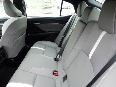 New 2026 Toyota Camry SE image 12