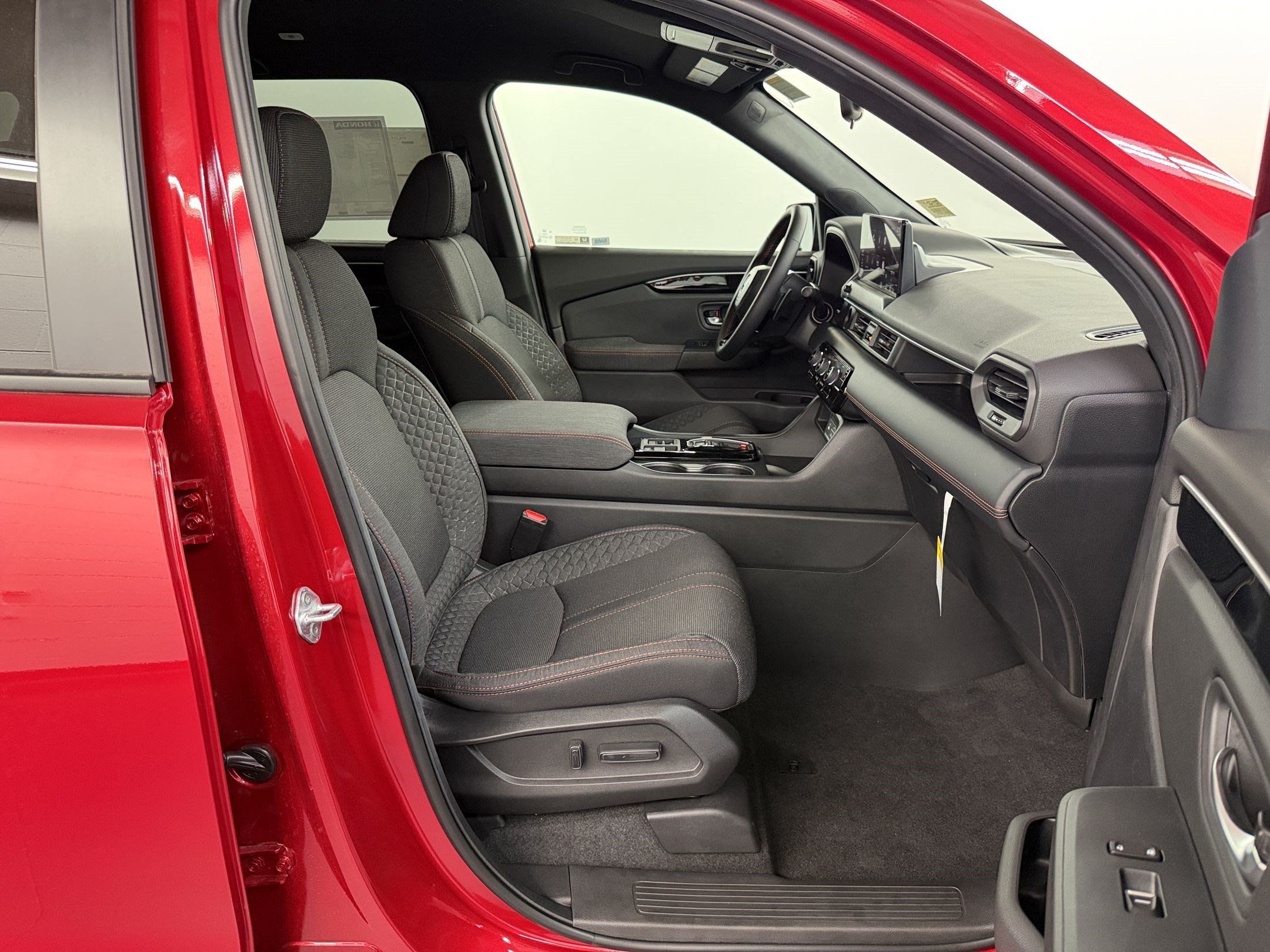 New 2026 Honda Pilot Sport image 24