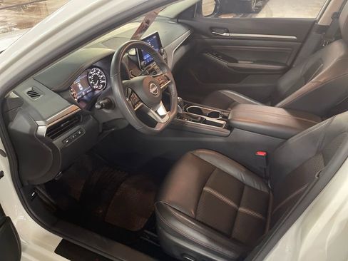 Certified 2023 Nissan Altima 2.5 SR image 12