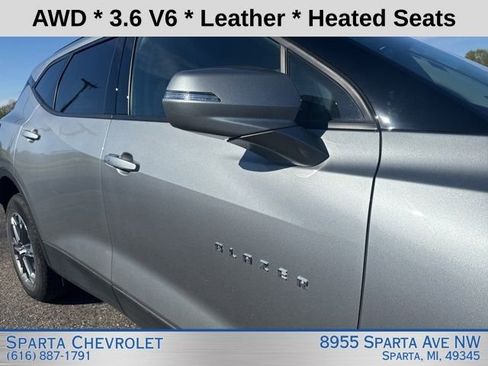 Used 2024 Chevrolet Blazer LT AWD/4WD image 9