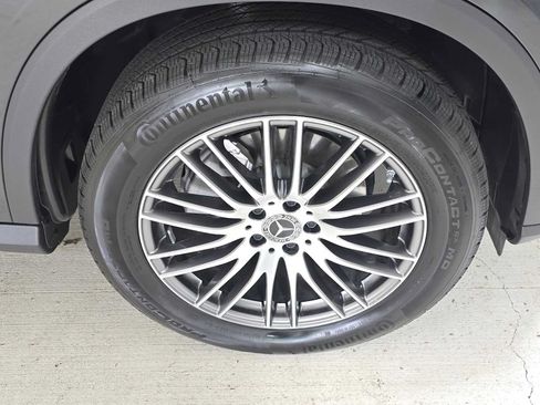 Certified 2026 Mercedes-Benz GLC 300 4MATIC image 9